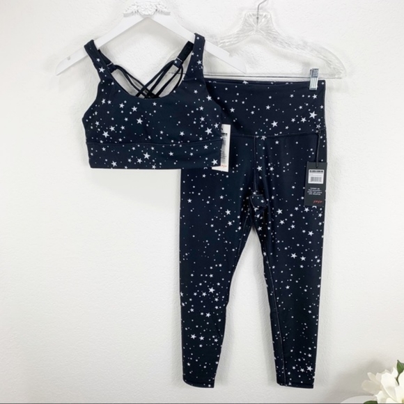 WILDFOX Sweat Black Scattered Star Sports Bra Size Small - Picture 4 of 4